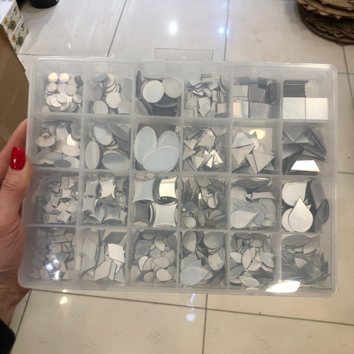 1700 Parça Kendinden Yapışkanlı Pleksi Ayna, Kutusuyla Beraber